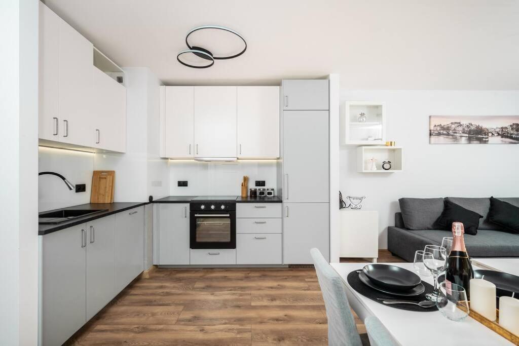 Capital Apartments Kraków Zewnętrze zdjęcie